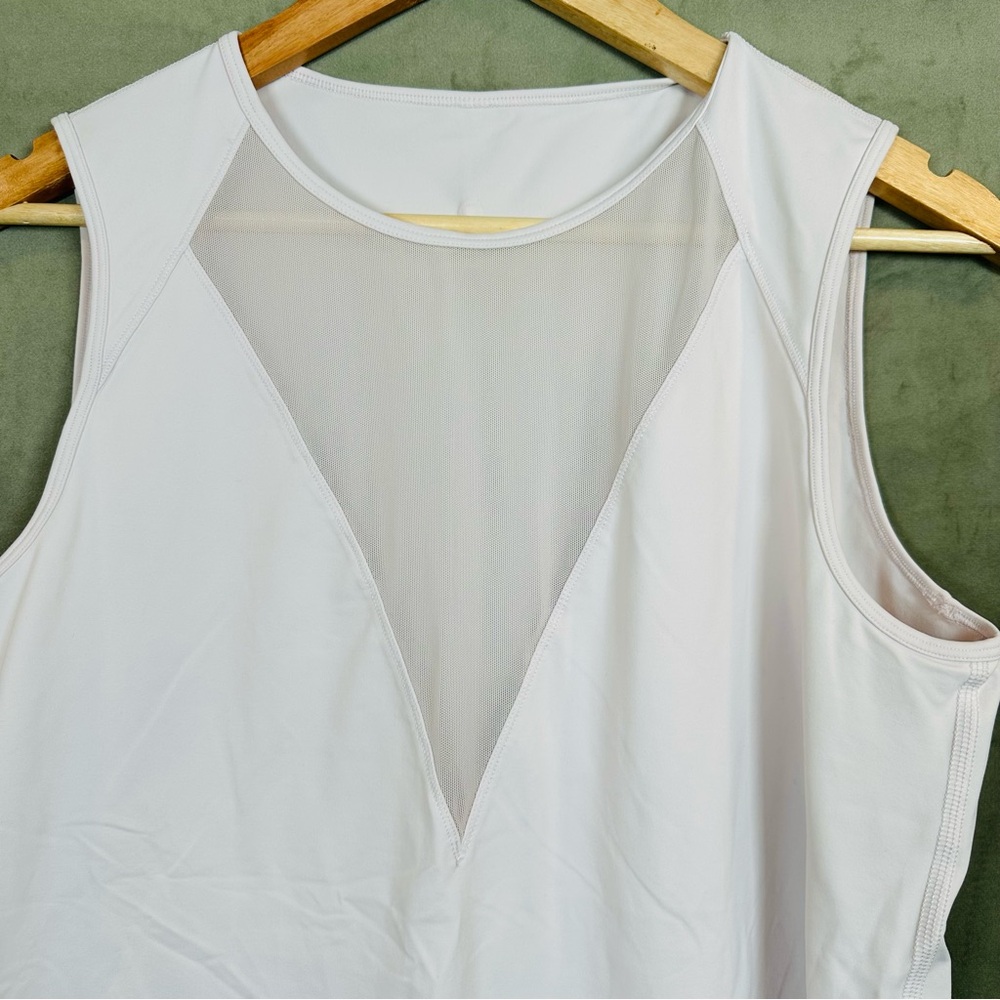 Lululemon Lab Edge Mesh V-Neck Sheer Tank Light Pink Size 8 - Picture 2 of 4